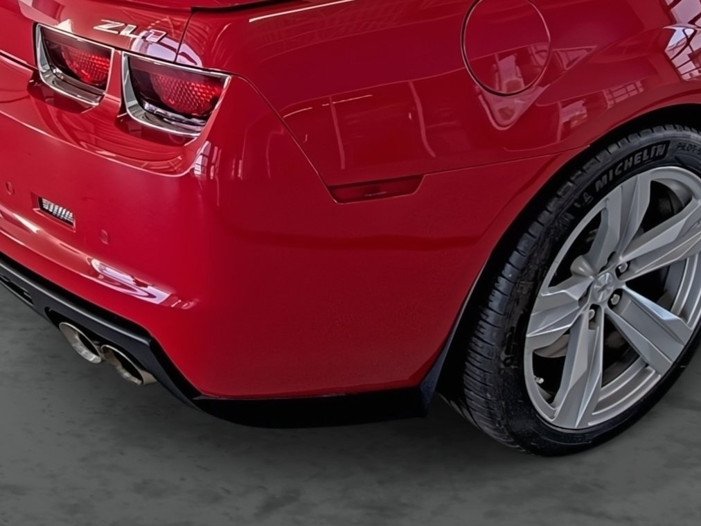 Used 2013 Chevrolet Camaro ZL1 w/ Gray Stripe Package RWD image 13