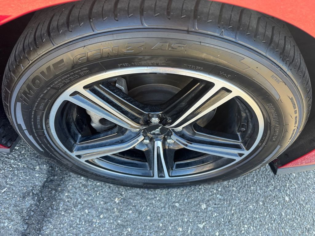 Used 2024 Ford Mustang Premium image 17