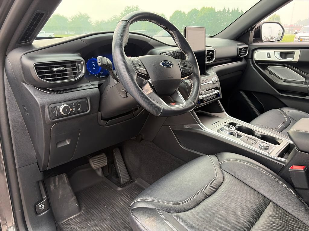 Used 2020 Ford Explorer ST w/ Premium Technology Package AWD/4WD image 15