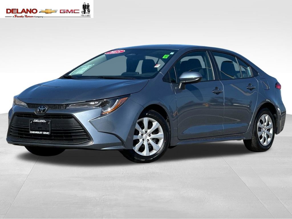 Used 2025 Toyota Corolla LE image 1