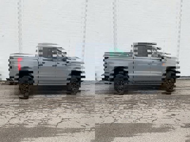 Used 2024 Chevrolet Silverado 1500 ZR2 w/ Technology Package AWD/4WD image 3