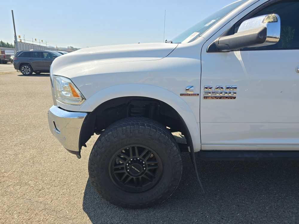 Used 2016 RAM 3500 Laramie w/ Convenience Group AWD/4WD image 13