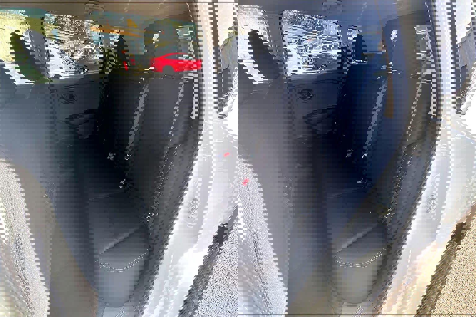 Used 2023 Nissan Rogue S image 21