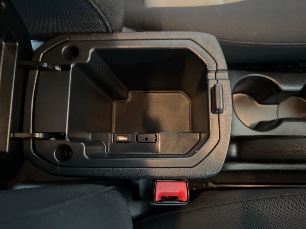 Used 2015 Chevrolet Cruze LS FWD image 24