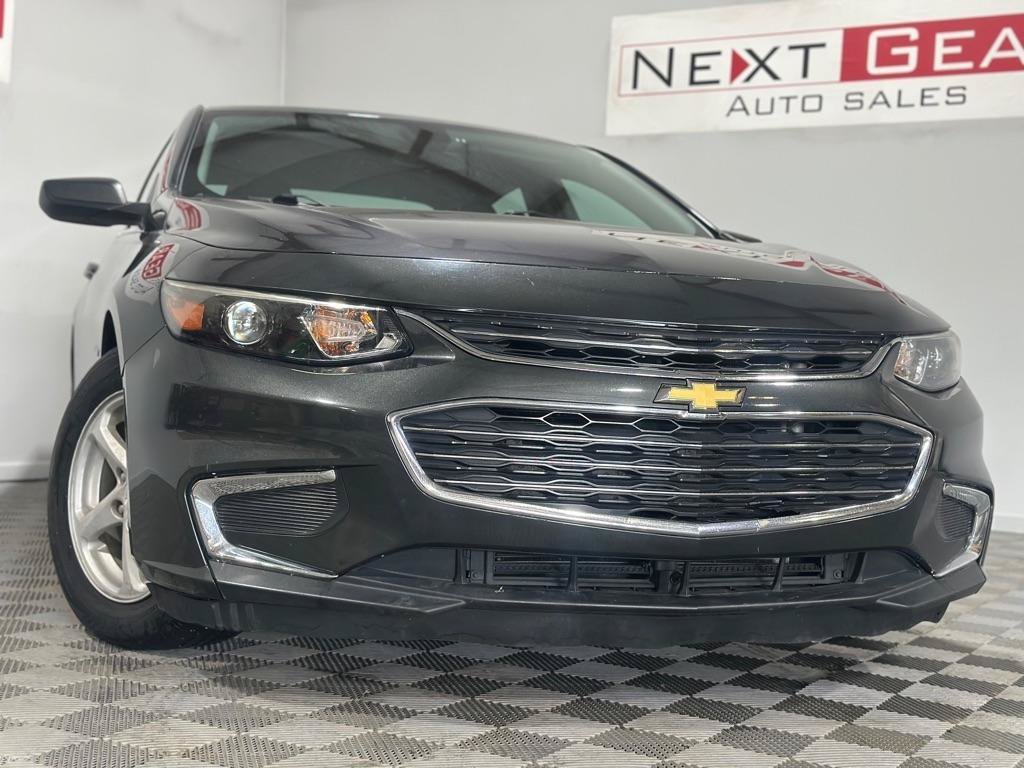 Used 2017 Chevrolet Malibu LS FWD image 3