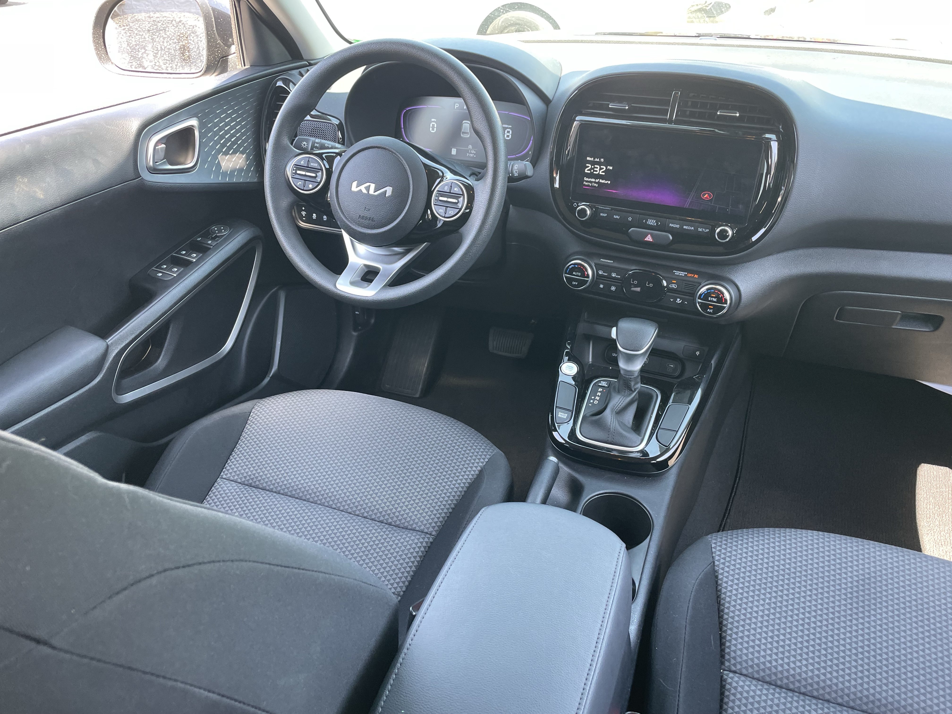 Certified 2025 Kia Soul S FWD image 12