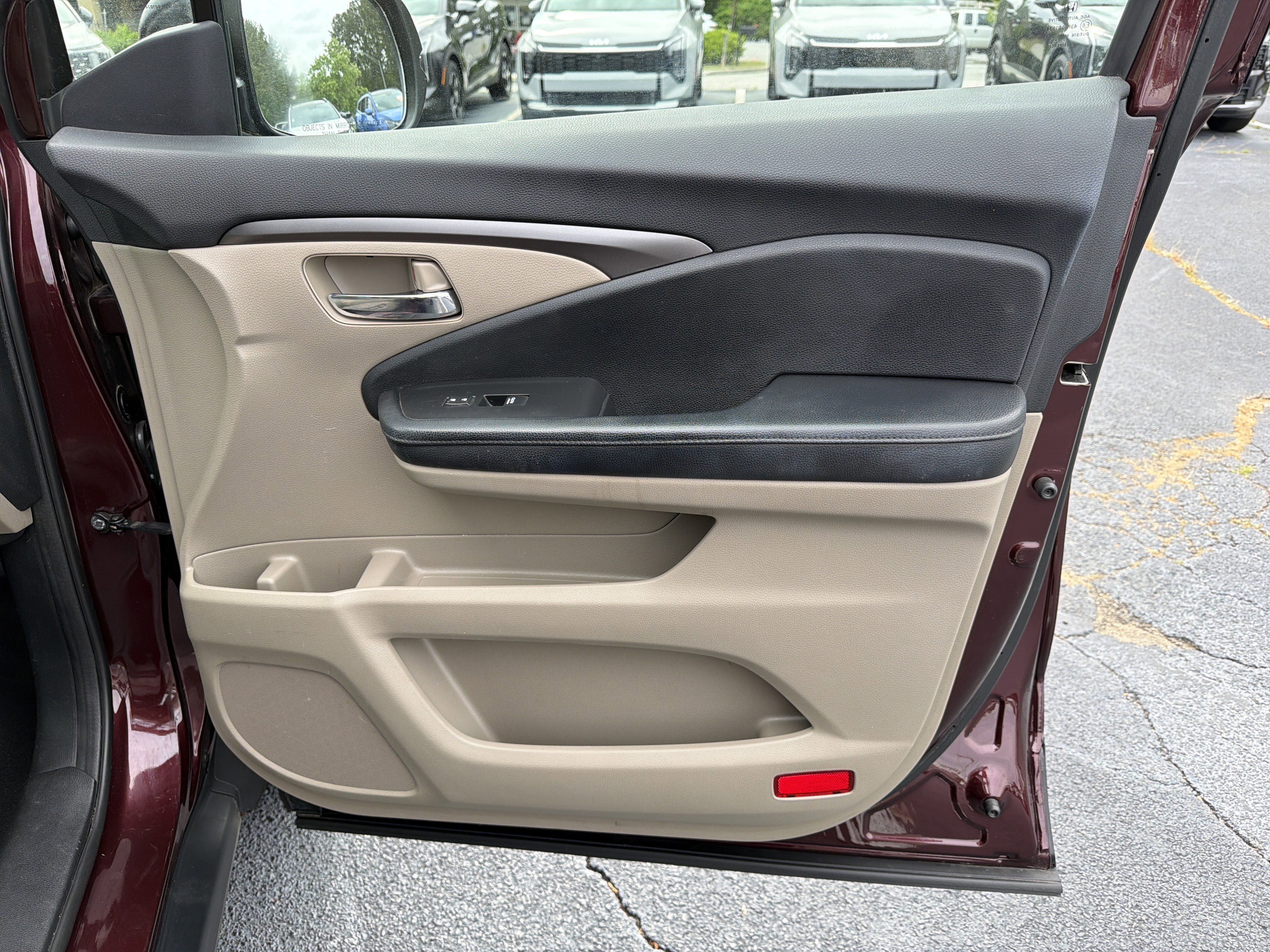 Used 2017 Honda Pilot EX-L image 12