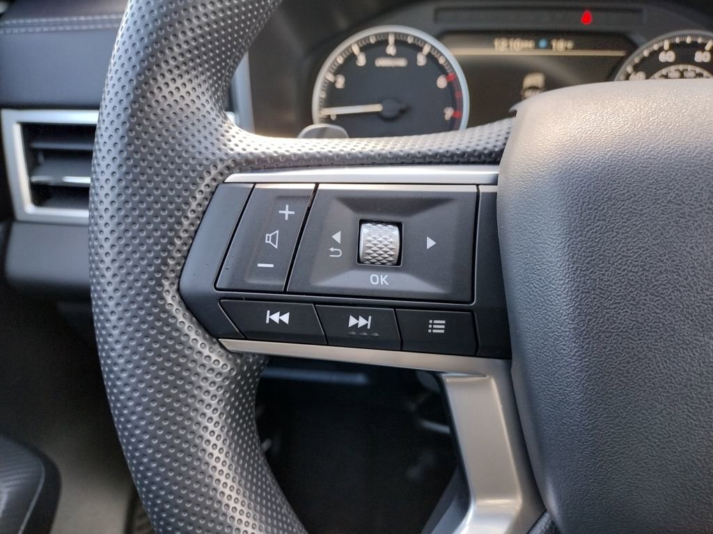 New 2026 Mitsubishi Outlander ES image 25