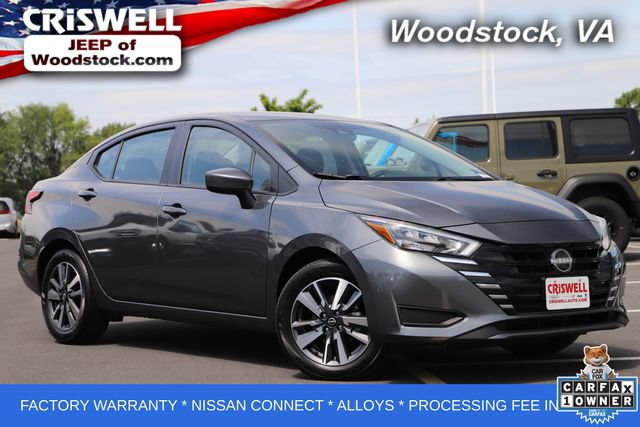 Used 2025 Nissan Versa SV FWD image 1