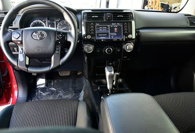 Certified 2024 Toyota 4Runner TRD Off-Road image 18