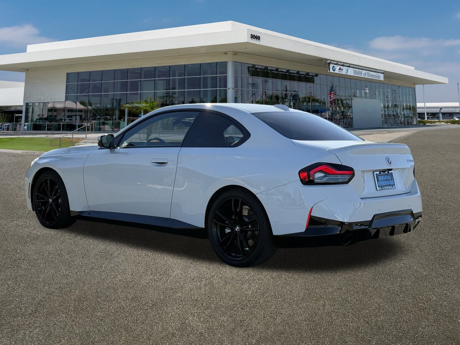 Used 2023 BMW 230i Coupe w/ M Sport Package image 8