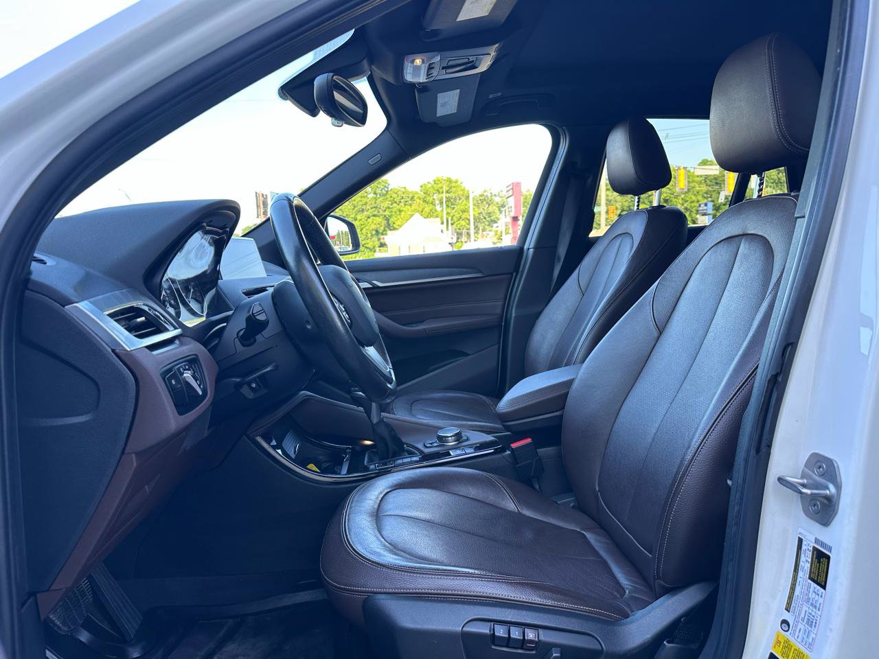 Used 2016 BMW X1 xDrive28i AWD/4WD image 12