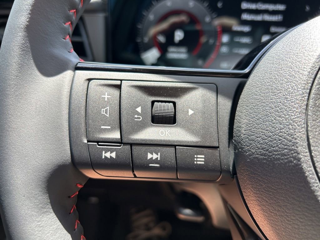 New 2026 Nissan Kicks SR image 25