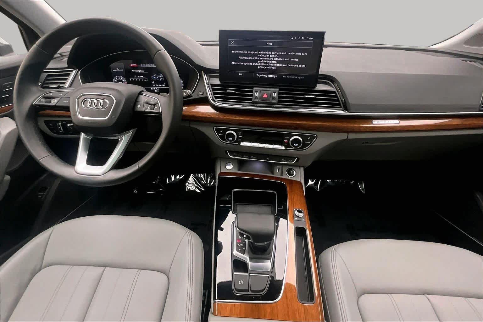 Used 2023 Audi Q5 2.0T Premium Plus w/ Premium Plus Package AWD/4WD image 16