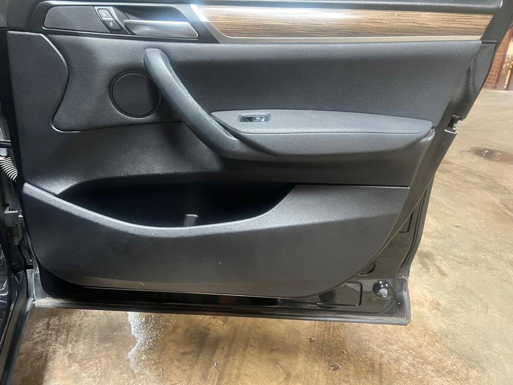 Used 2017 BMW X3 xDrive28i AWD/4WD image 23