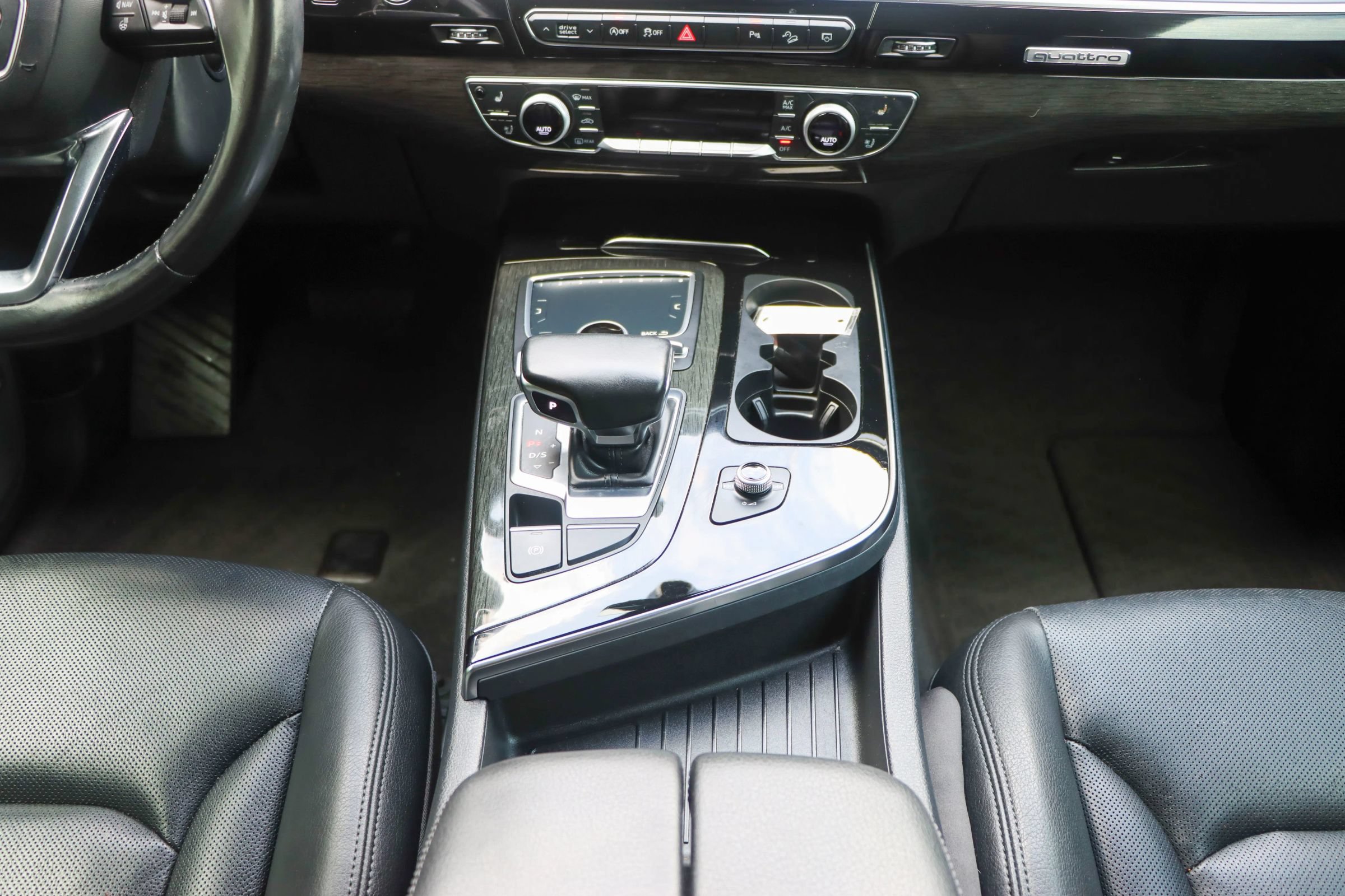 Used 2018 Audi Q7 3.0T Prestige AWD/4WD image 31