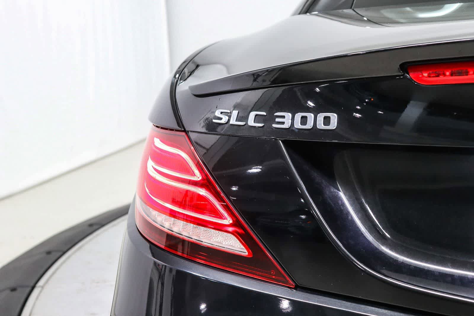 Used 2020 Mercedes-Benz SLC 300 image 11
