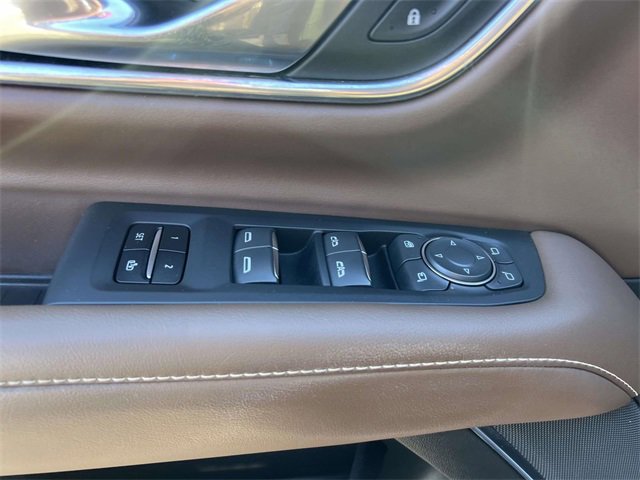 Used 2022 Chevrolet Tahoe High Country image 18