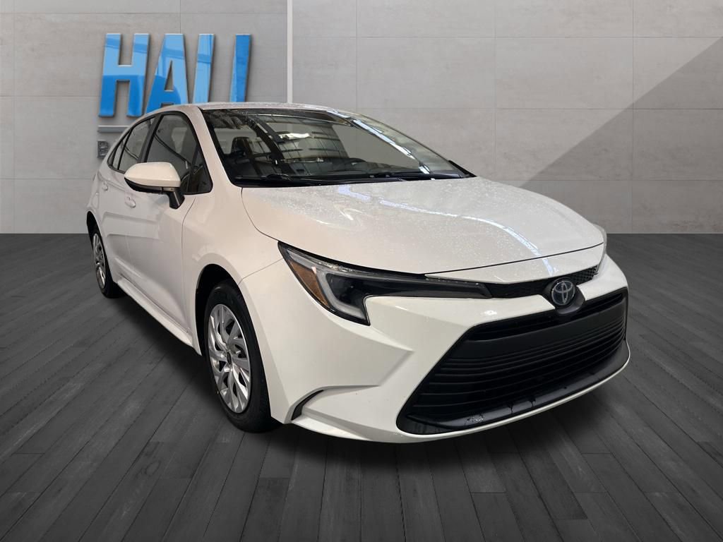 Used 2024 Toyota Corolla LE FWD image 7