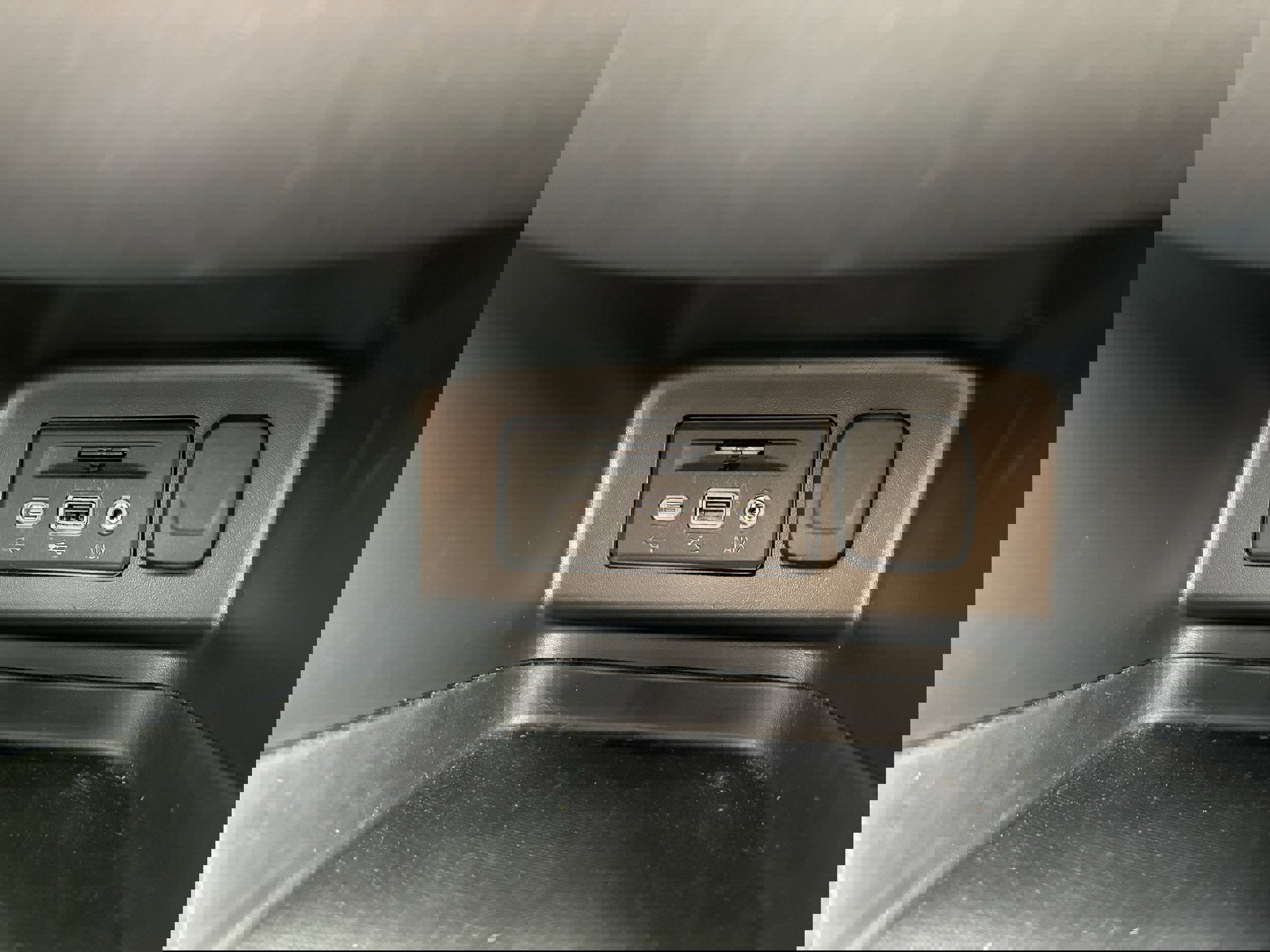 Used 2021 Chevrolet Equinox LT image 21