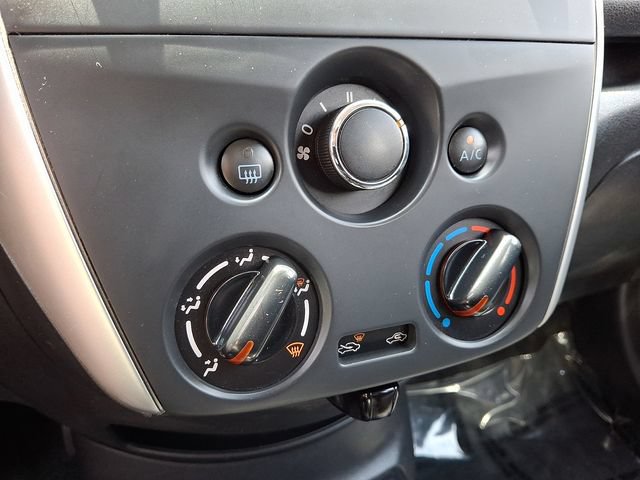 Used 2015 Nissan Versa Note S Plus FWD image 12