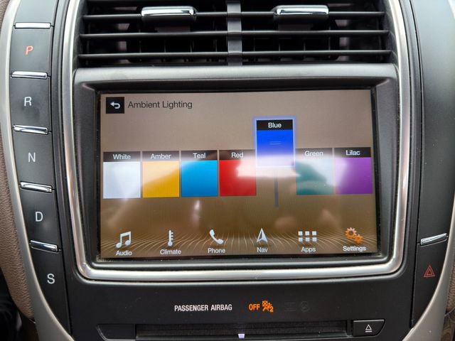 Used 2017 Lincoln MKX Reserve image 29