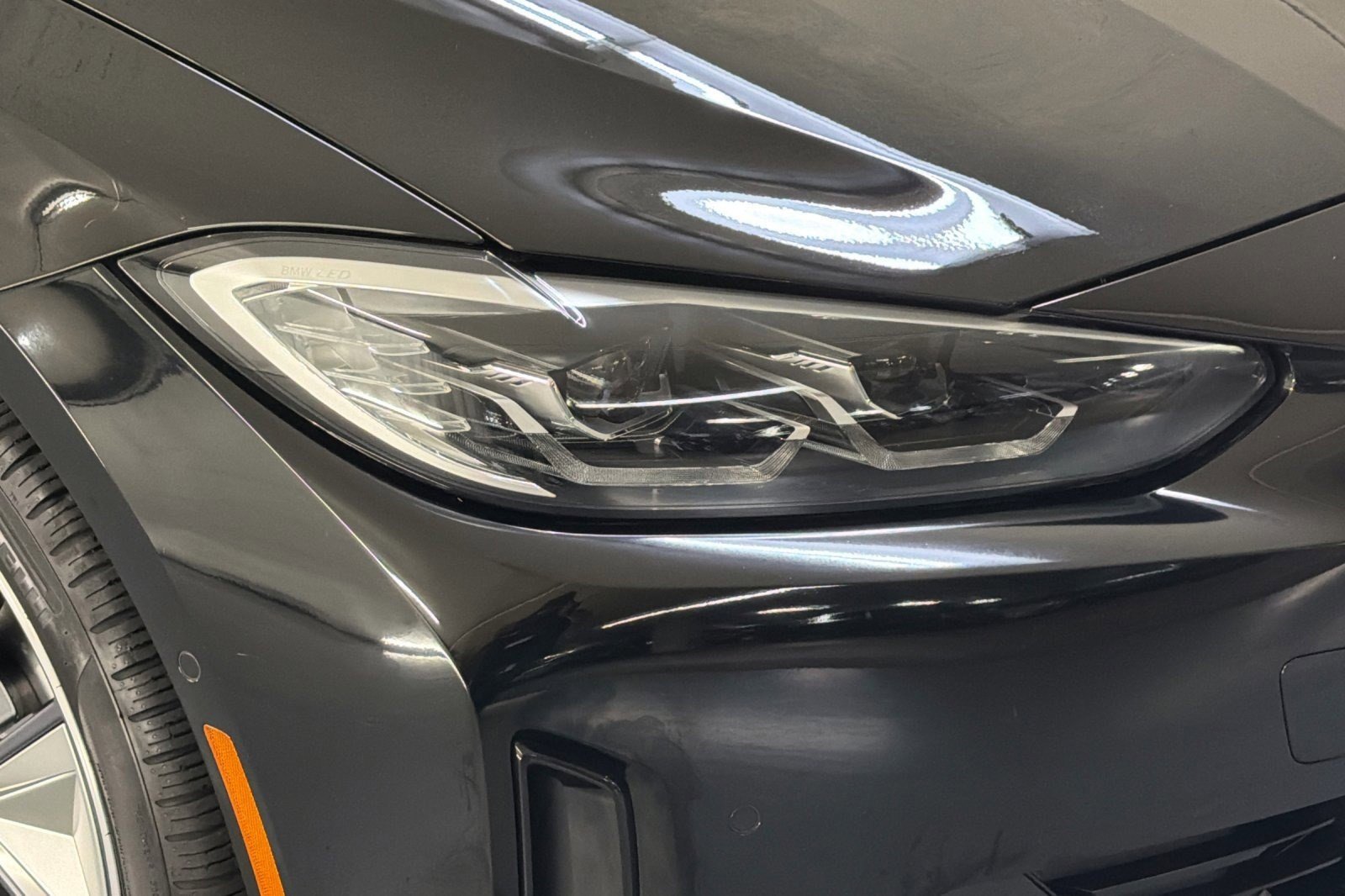 Used 2023 BMW i4 eDrive35 w/ Premium Package image 11