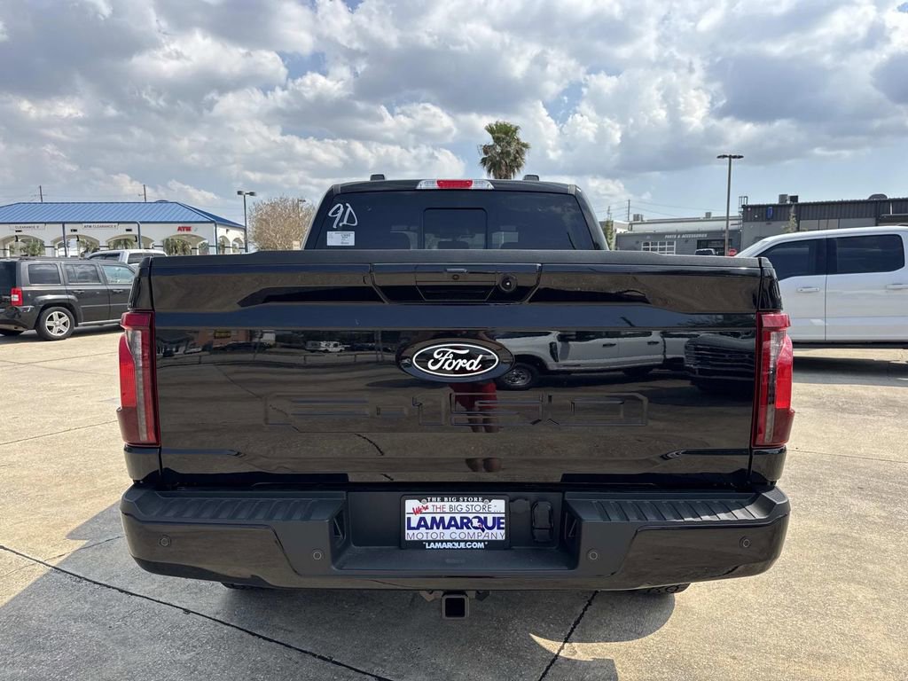 New 2026 Ford F150 XLT w/ Equipment Group 302A MID AWD/4WD image 4