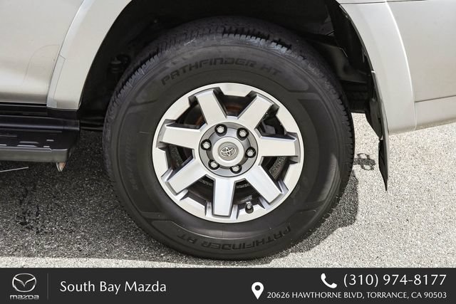 Used 2015 Toyota 4Runner Trail AWD/4WD image 10
