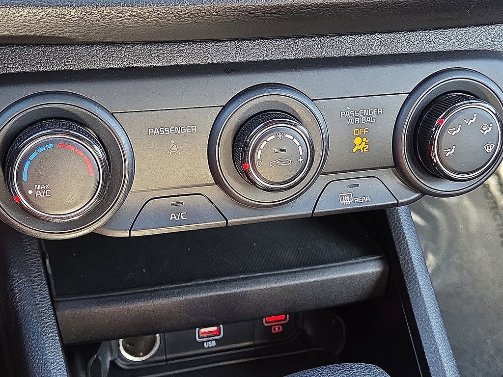 Used 2024 Kia Forte LXS image 29