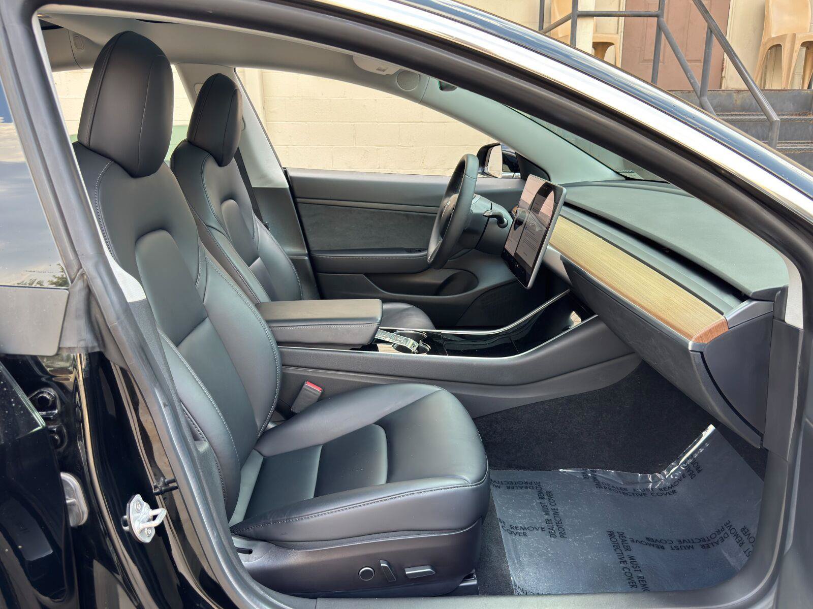 Used 2020 Tesla Model 3 Standard Range Plus RWD image 15