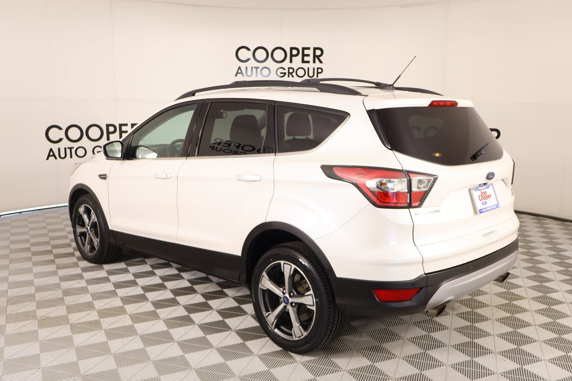 Used 2017 Ford Escape SE w/ Equipment Group 201A image 22