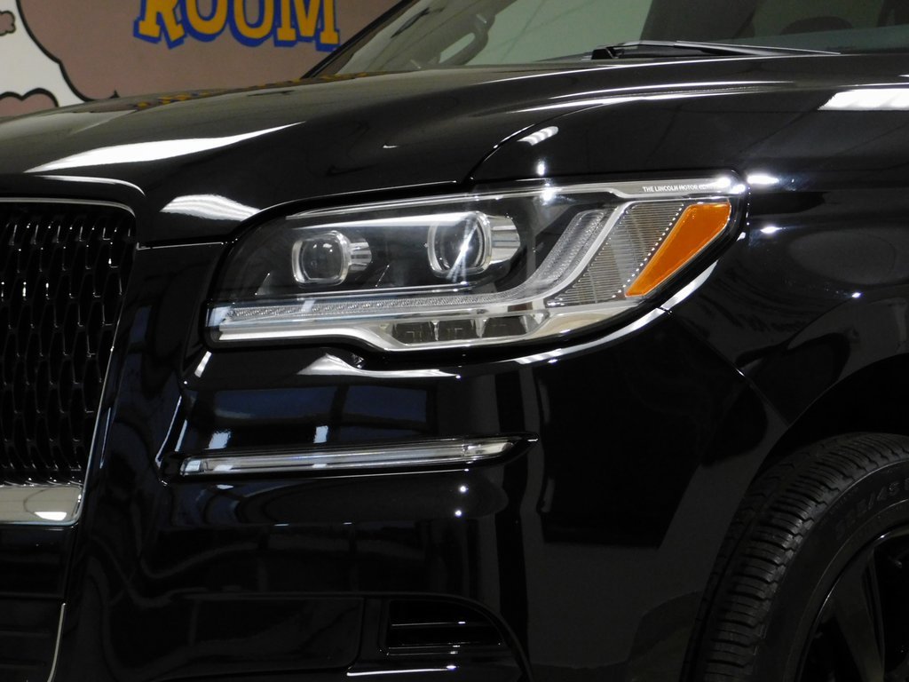 Used 2024 Lincoln Navigator L Reserve w/ Equipment Group 201A image 17