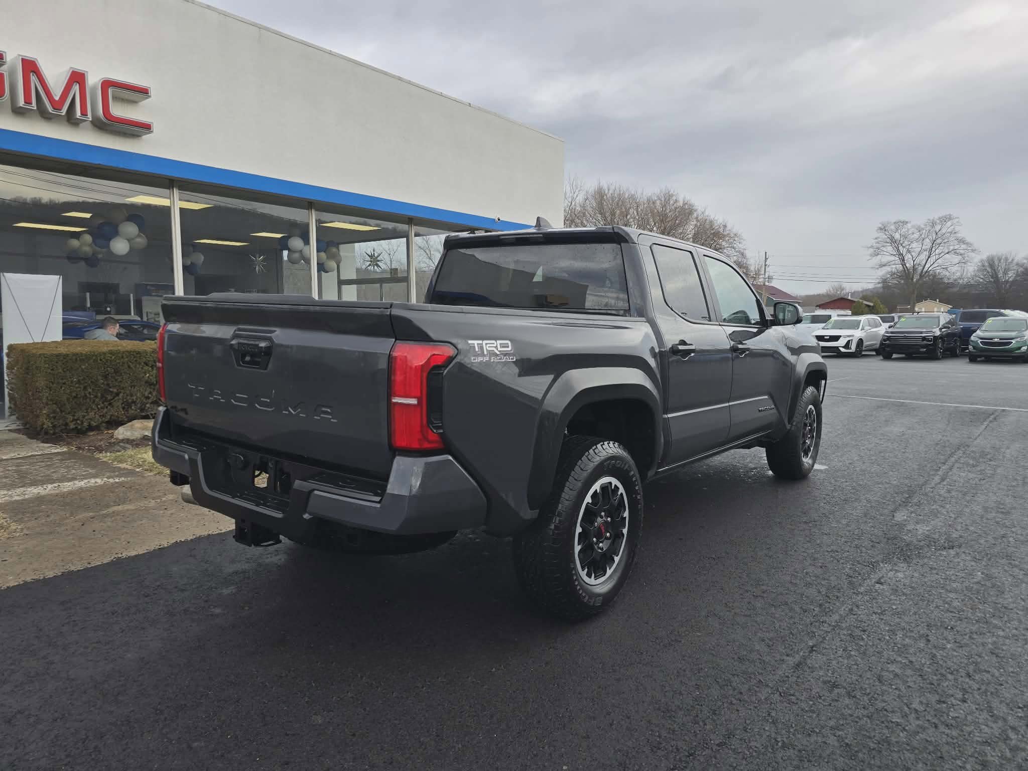 Used 2025 Toyota Tacoma TRD Off-Road video 3