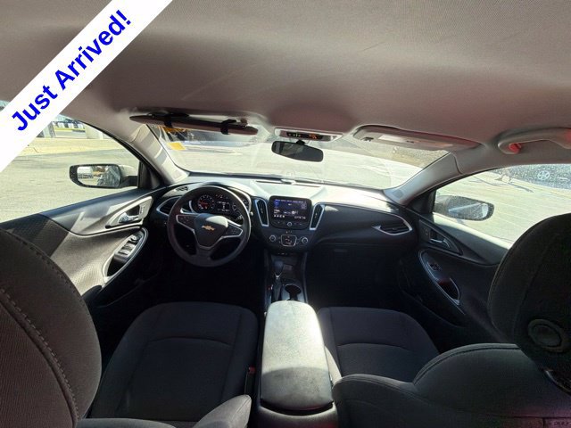 Used 2022 Chevrolet Malibu LS FWD image 31