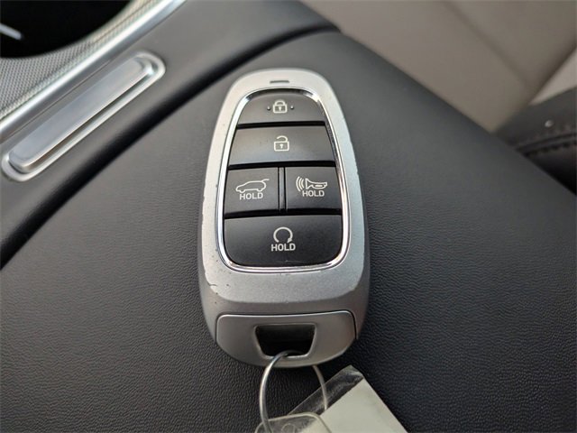 Used 2023 Hyundai Santa Fe SEL w/ Premium Package image 30