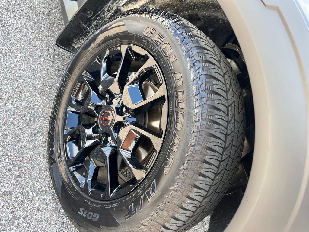 Used 2026 Nissan Armada PRO-4X AWD/4WD image 39
