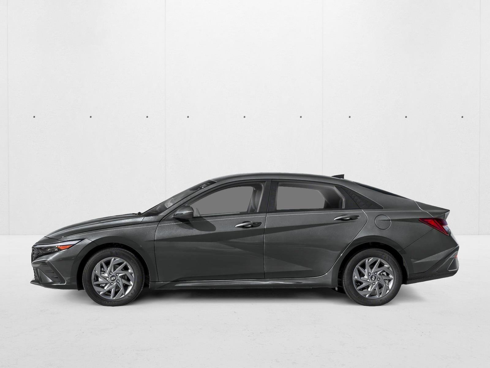 New 2026 Hyundai Elantra Hybrid FWD video 3