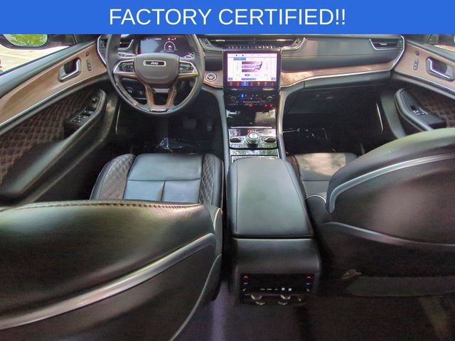 Certified 2025 Jeep Grand Cherokee Summit AWD/4WD image 34