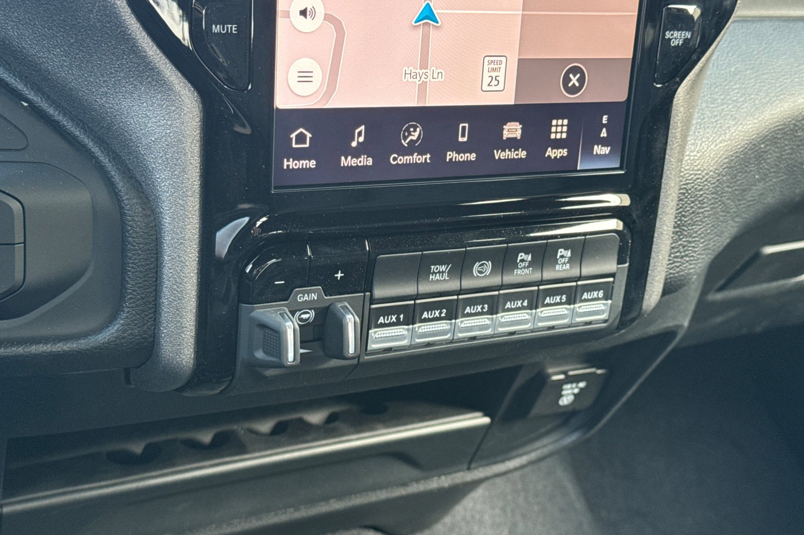 New 2026 RAM 2500 Tradesman AWD/4WD image 19