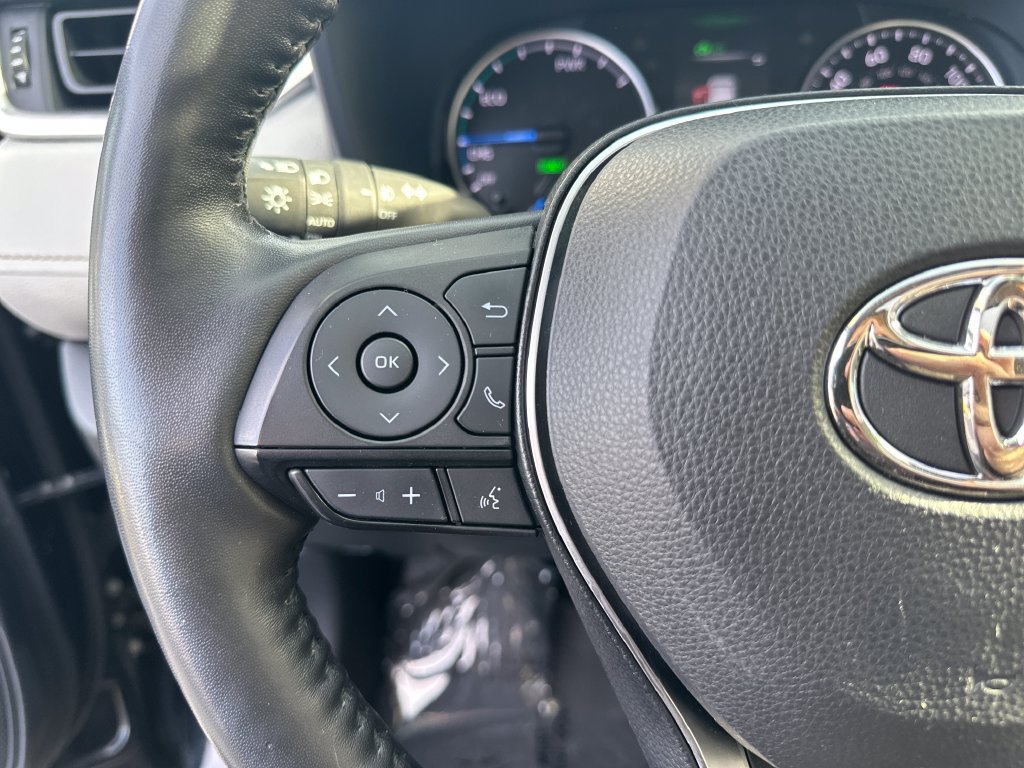 Used 2021 Toyota RAV4 XLE w/ Convenience Package AWD/4WD image 19