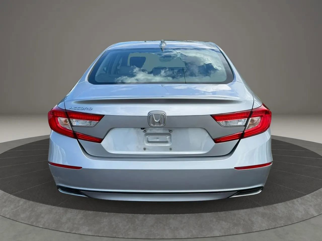 Used 2019 Honda Accord LX image 8