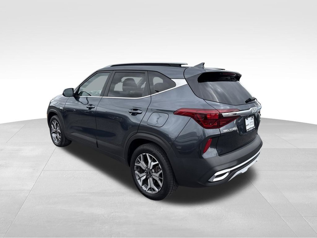 Certified 2022 Kia Seltos EX AWD/4WD image 9