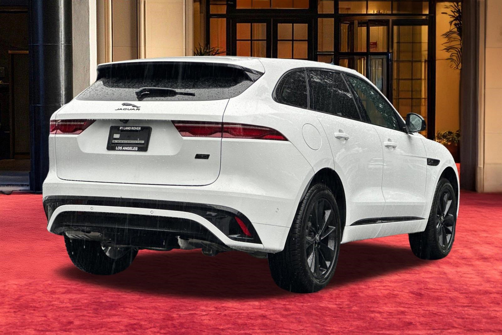 New 2026 Jaguar F-PACE R-Dynamic S image 8