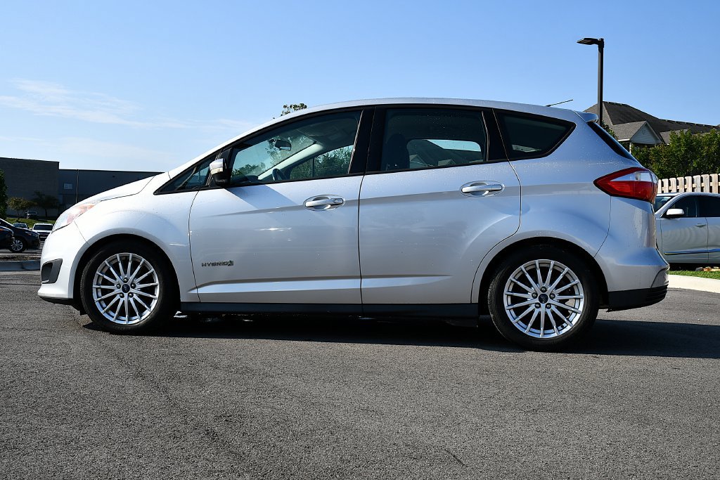 Used 2015 Ford C-MAX SE w/ Equipment Group 202A FWD image 4