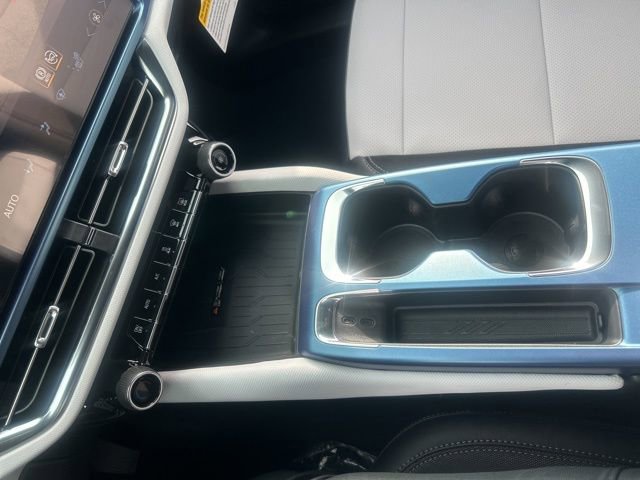 New 2026 Chevrolet Equinox EV LT AWD/4WD image 23