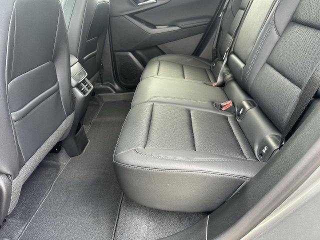New 2027 Chevrolet Equinox LT w/ Convenience Package II FWD image 23