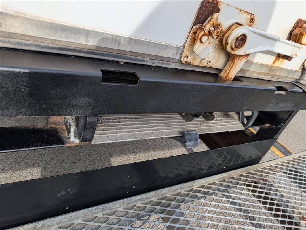 Used 2017 Ford E-450 and Econoline 450 Super Duty RWD image 37