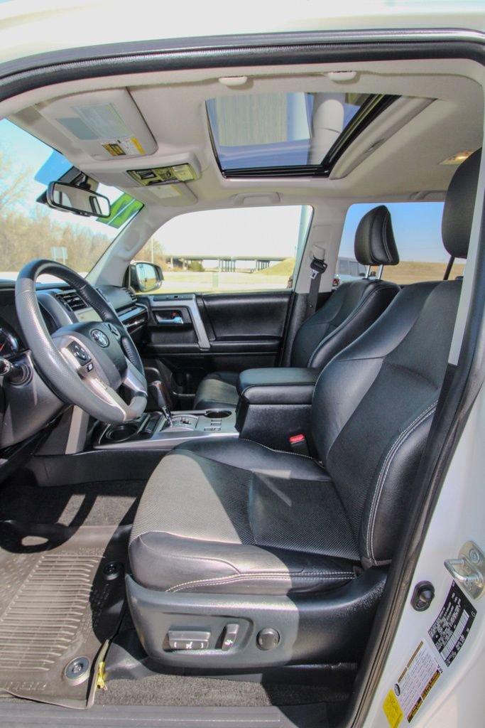 Used 2022 Toyota 4Runner Limited image 14