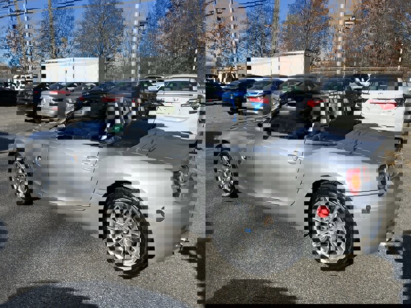 Used 2003 BMW Z4 3.0i image 11